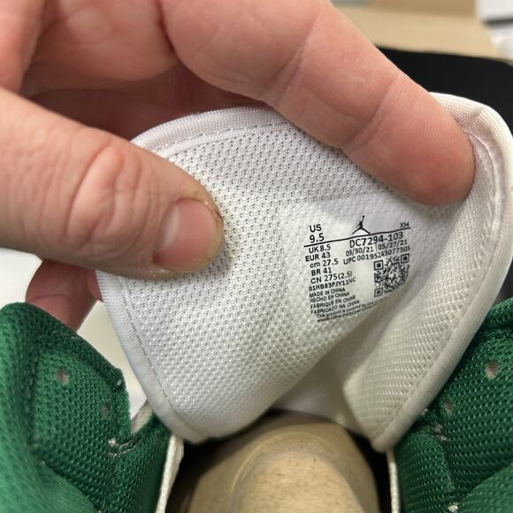Nike Air Jordan 1 SE Mid “Grey Pine Green” 2021
